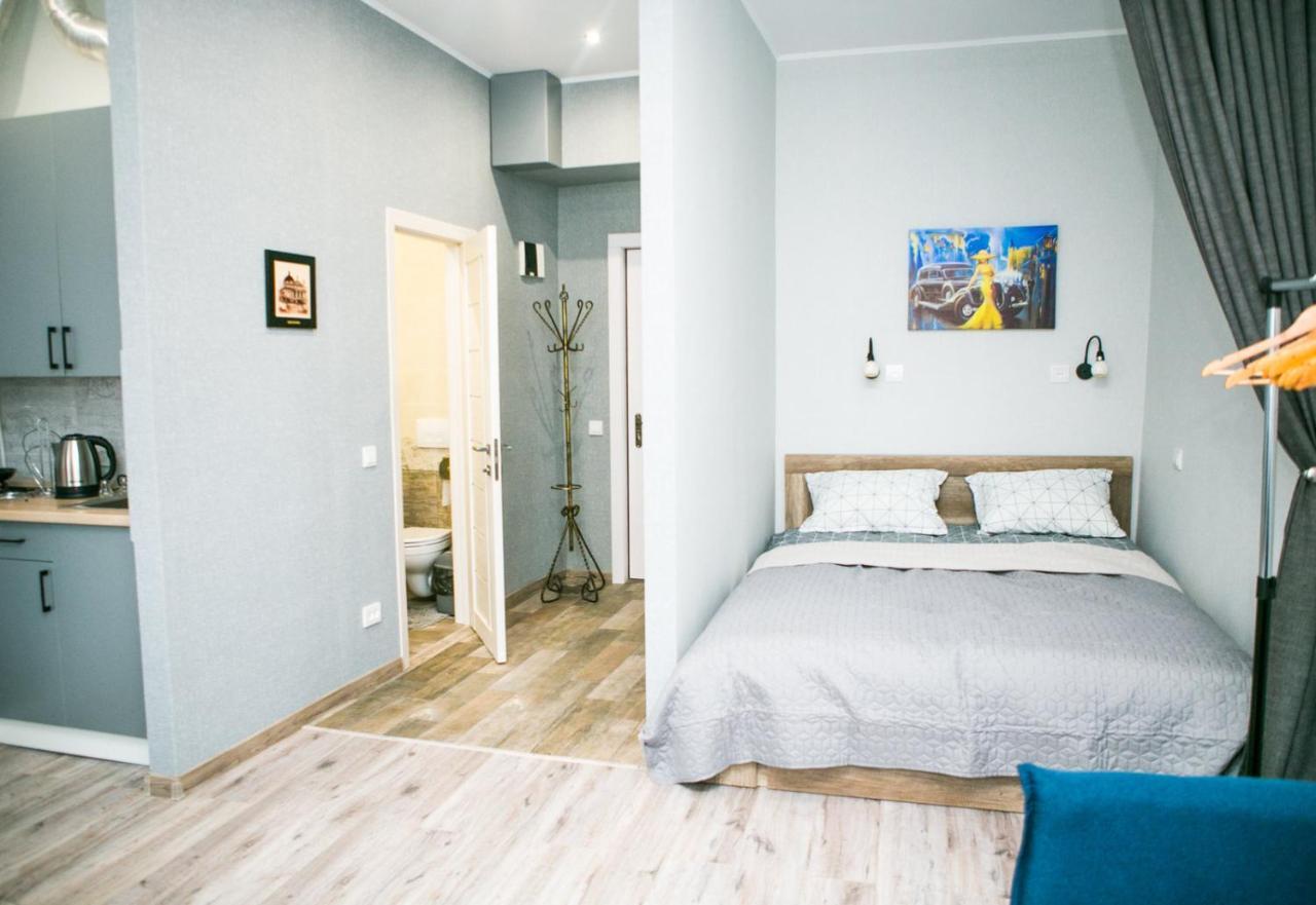 Luxury Flat In Downtown Apartment Lviv Bagian luar foto